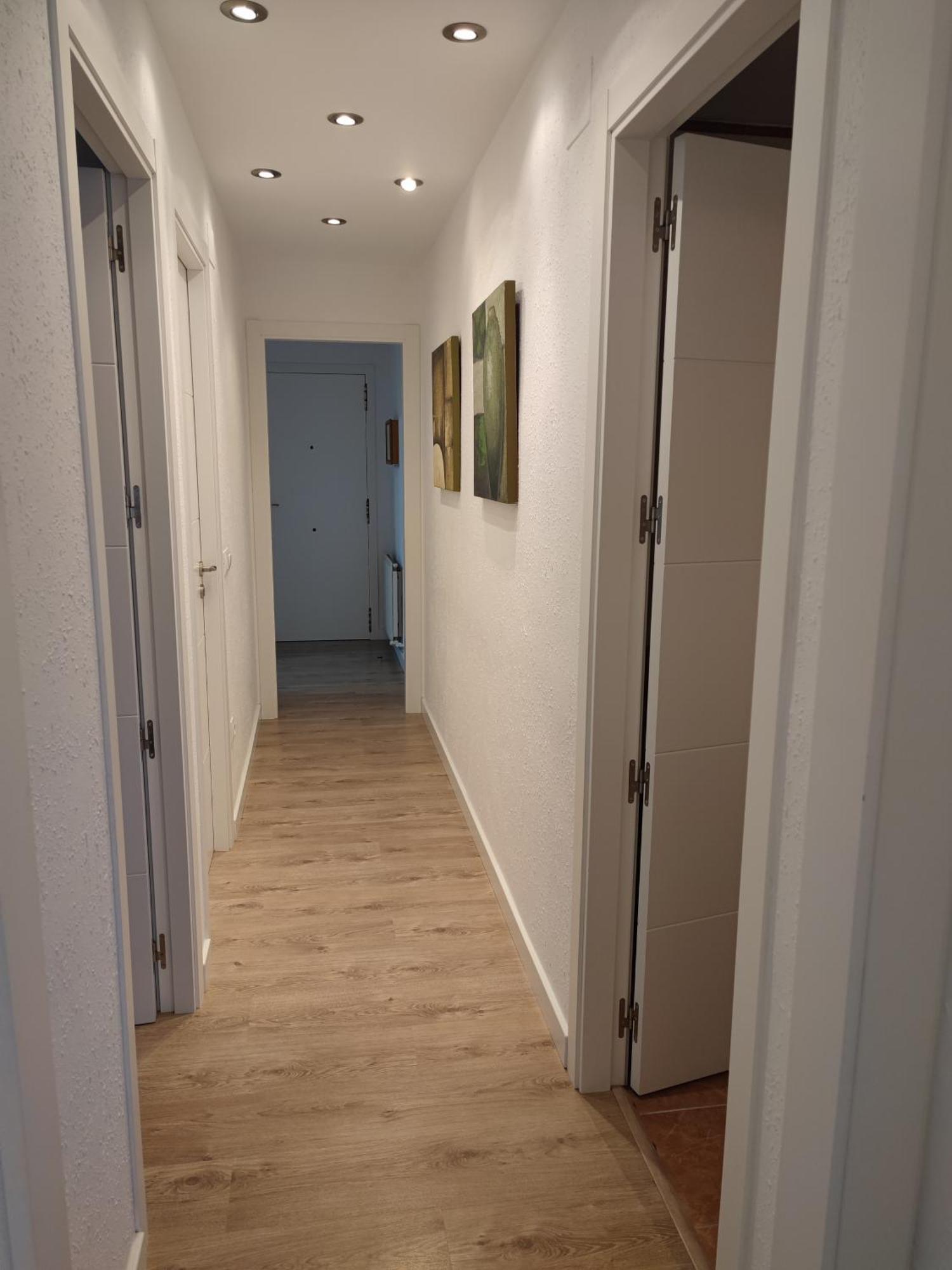 Apartamento Completo Muy Cerca Del Centro Ideal Para Familias Con Piscina Фигерас Экстерьер фото