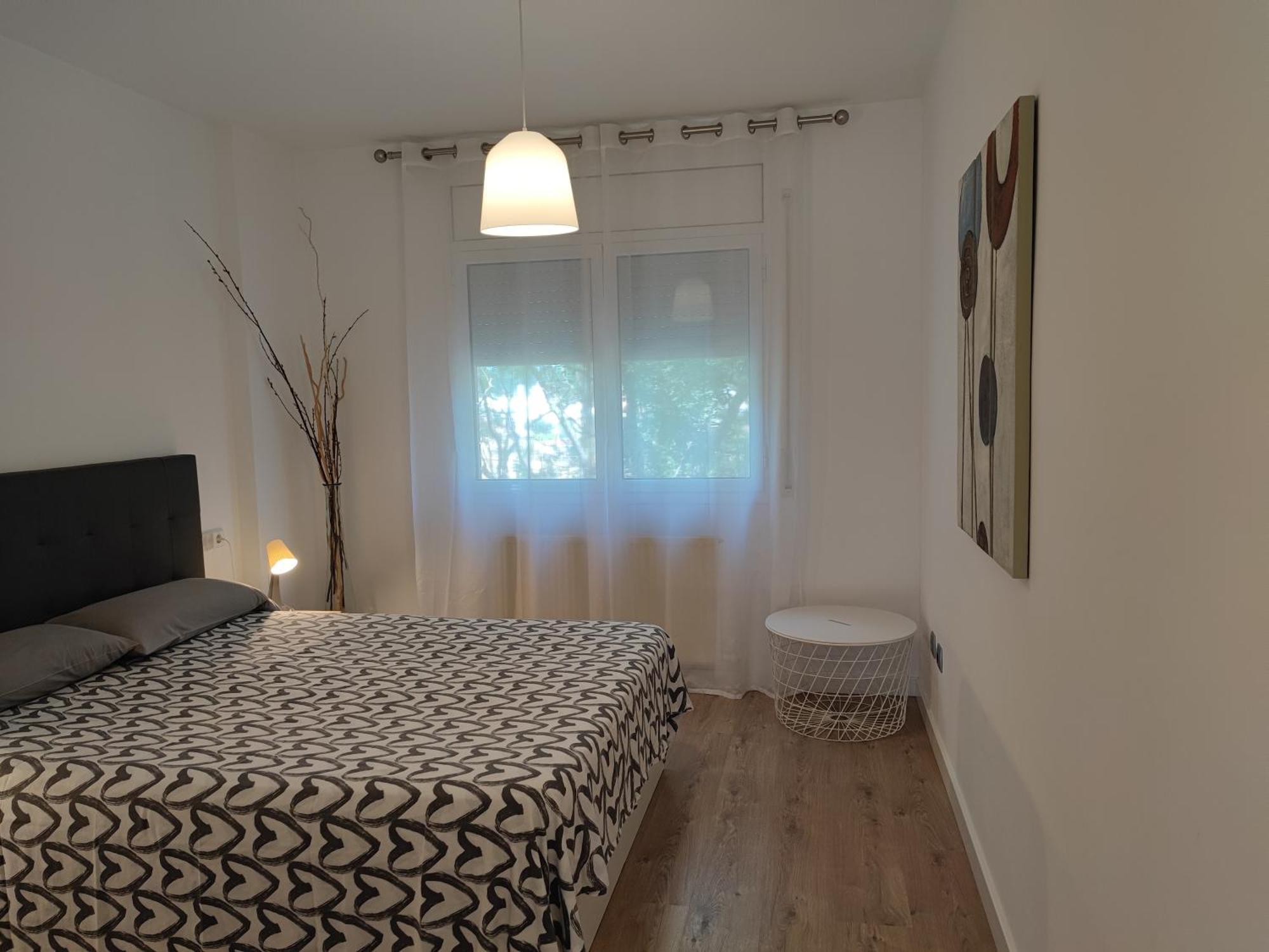 Apartamento Completo Muy Cerca Del Centro Ideal Para Familias Con Piscina Фигерас Экстерьер фото